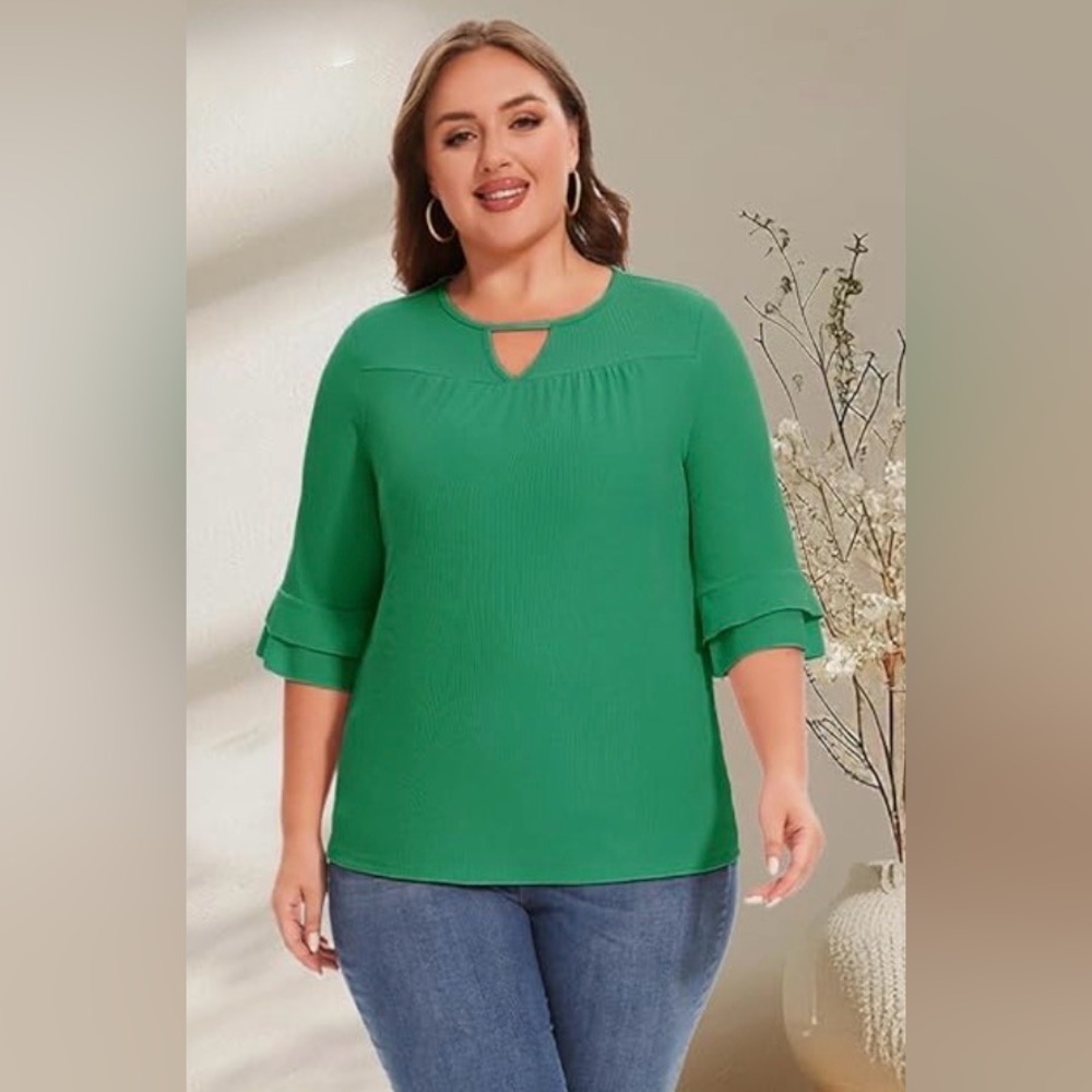 NWT Women's Green Ruffle Sleeve Top